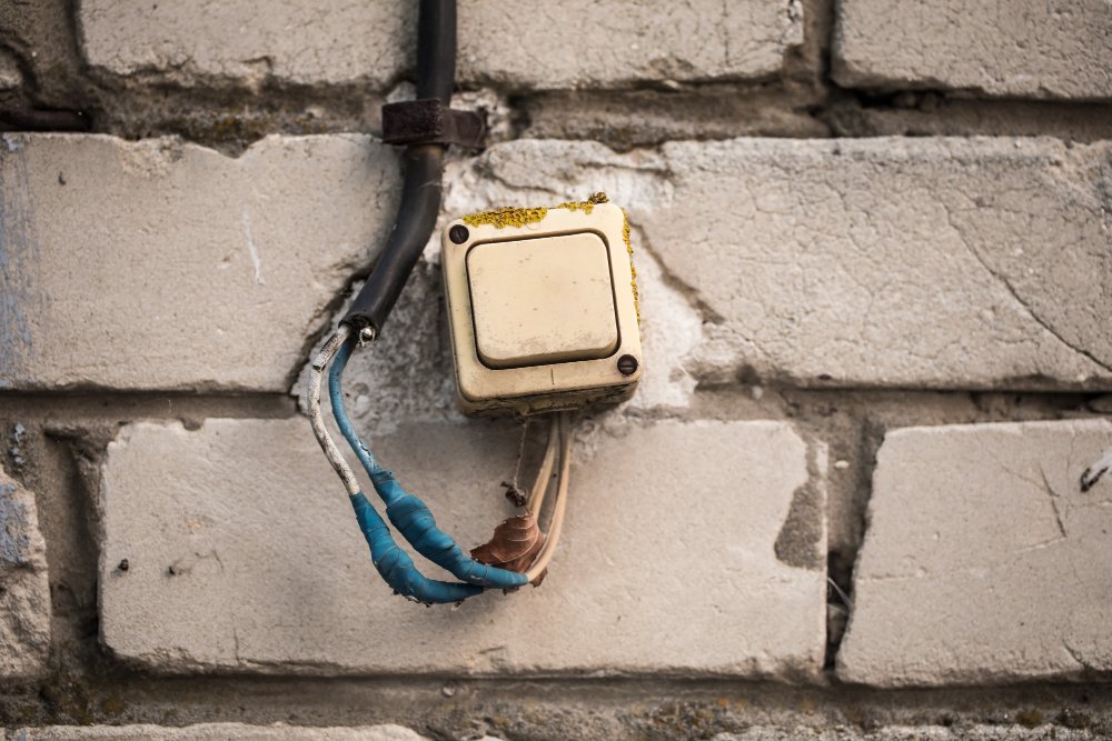 Señales de que debes renovar tu instalación eléctrica